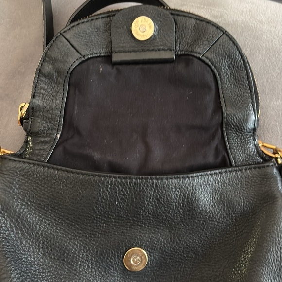 Vintage Marc Jacob’s Black Leather Crossbody Bag - Picture 3 of 12